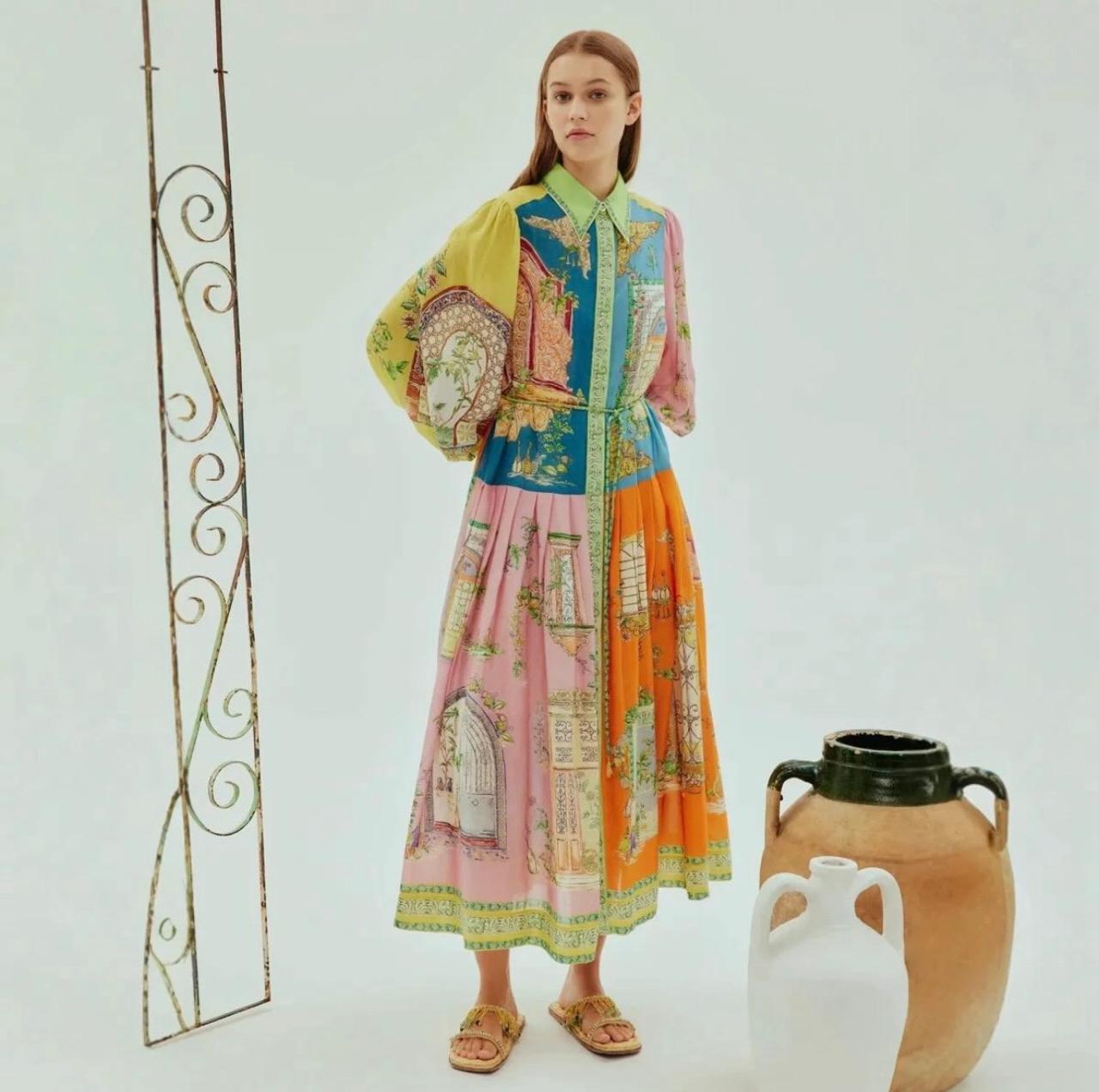 Long Lantern Sleeve Graffiti Printed Lace-Up Waist Dress